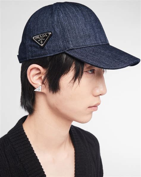 Cappelli. Berretti PRADA da Uomo su Vestiaire Collective